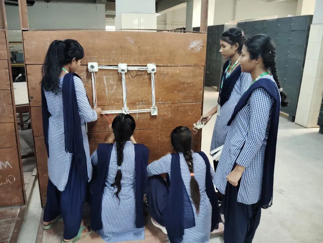 WhatsApp Image 2025-10-07 at 11.53.56 AM (1)